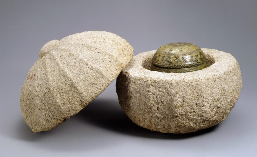 Smarthistory – East and west stone pagodas from the site of Smarthistory – East and west stone pagodas from the site of