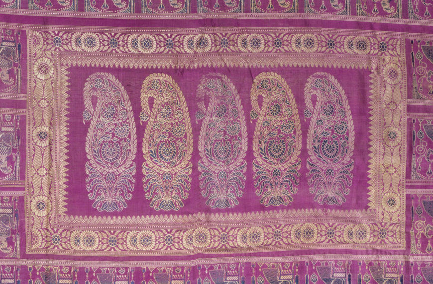 Paisley (detail), Baluchar Sari with paisley motifs, early 20th century (Undivided Bengal), silk, 420 x 109 cm (Museum of Art and Photography, Bengaluru)
