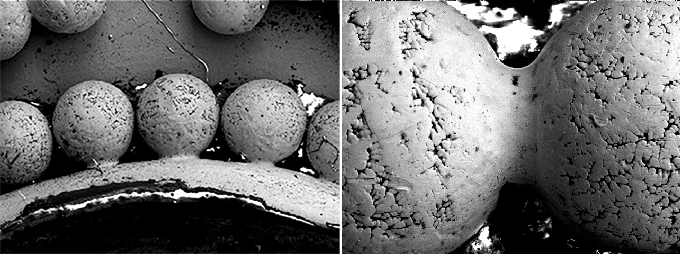 SEM image (left) and magnified SEM image (right) showing branch-like cracks on the surface of the gold granules. Gold scabbard, 6th century, gold alloy, garnet, and glass, 36.8 x 9.05 cm, Gyerim-ro Tomb 14, Gyeongju, Treasure 635 (Gyeongju National Museum)