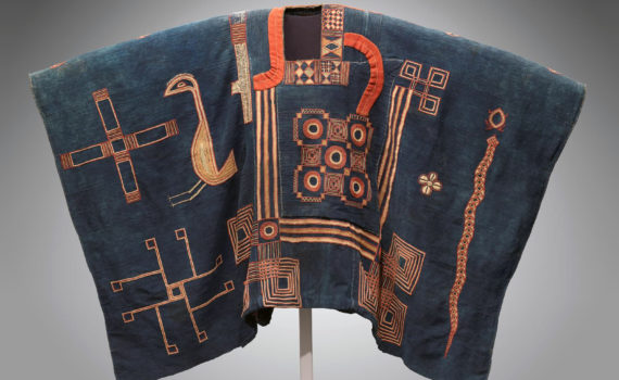 Man’s robe (boubou), 1920s or earlier, unrecorded artists, Mandingo trading networks, Liberia, cotton and silk; 36 x 66 inches (Museum of Fine Arts, Boston)