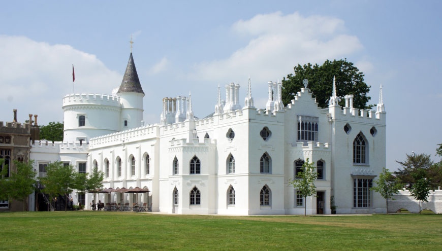 Strawberry Hill House from garden in 2013 after restoration (photo: Maxwell Hamilton, CC BY-SA 3.0)