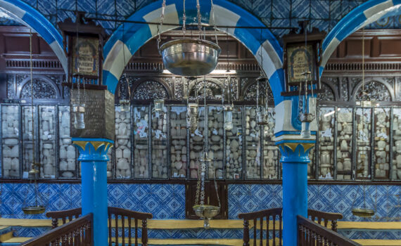 Architecture and ritual in the Ghriba synagogue, Tunisia