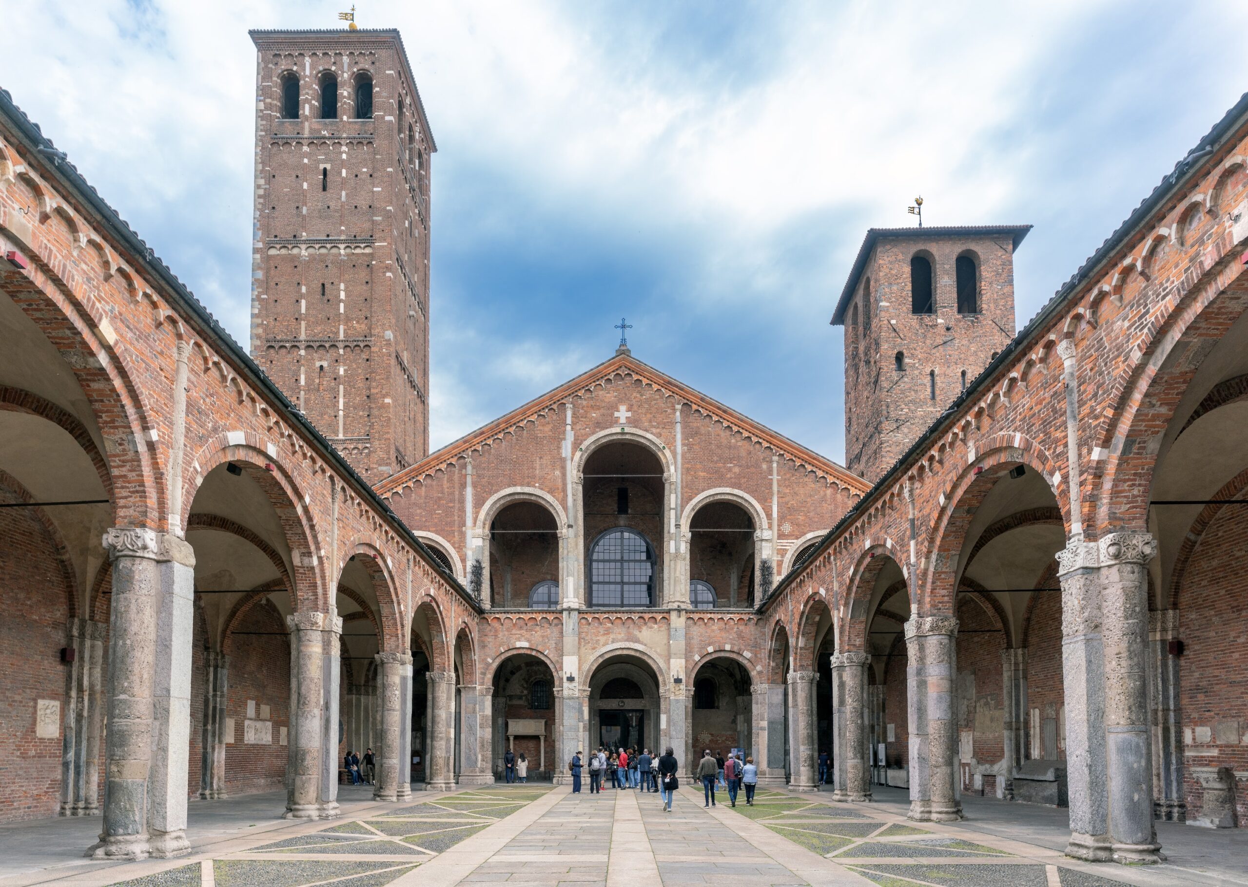Basilica of Sant'Ambrogio, Milan - Smarthistory, image size:2560x1821