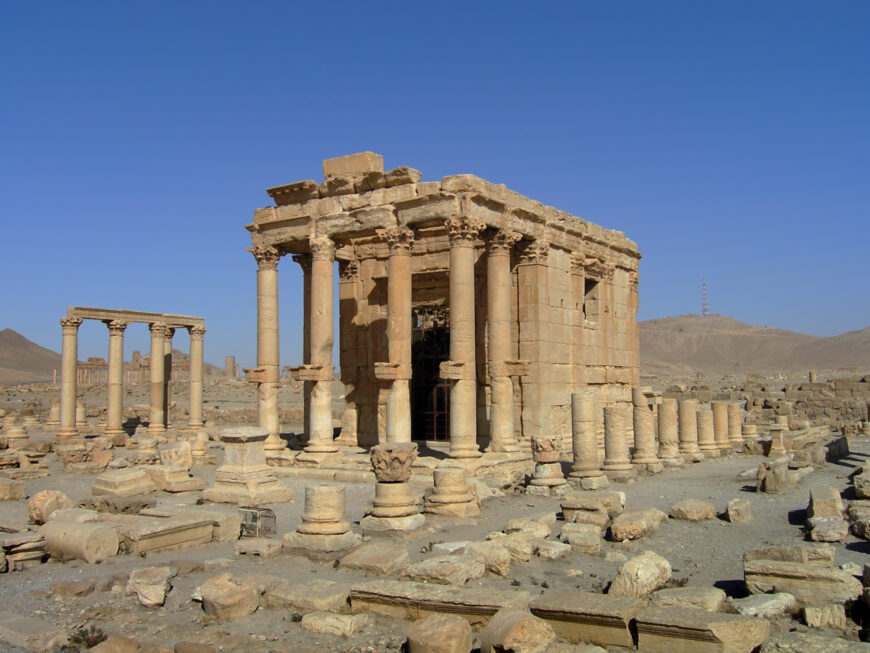 View of the porch with free-standing columns, and a pilaster visible on the flank, Temple of Baalshamin, 1st century C.E. (Palmyra—in modern Syria) (photo: Juan Llanos, CC BY-ND 2.0)