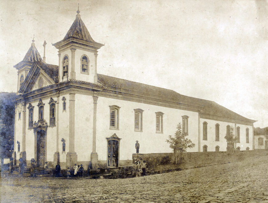 Unidentified photographer, Igreja de Matriz de Santa Bárbara, Brazil, c. 1900 (Arquivo Nacional, Brazil)