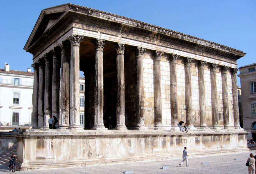 Maison Carrée, Nîmes, Provence, c. 16 B.C.E (photo: Flore Allemandou, CC BY-SA 1.0)