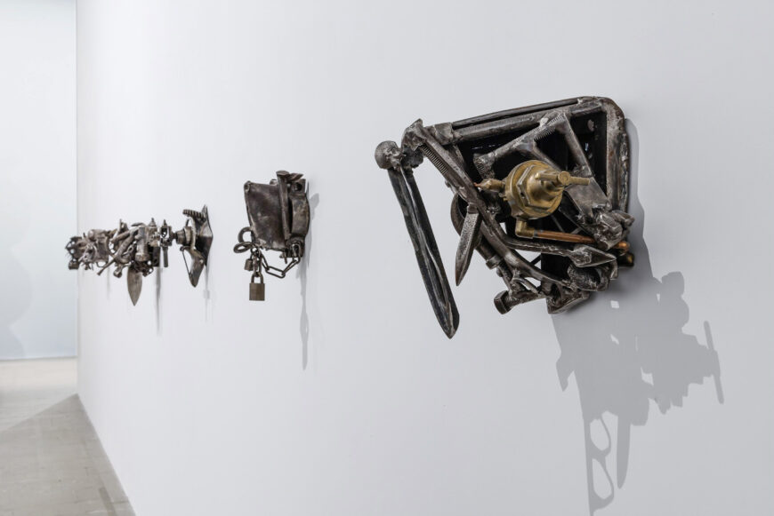 Melvin Edwards, Lynch Fragments (installation view), 1964–2012, welded steel (installed at la Biennale di Venezia, 2015; photo: Andrea Avezzù) © Melvin Edwards
