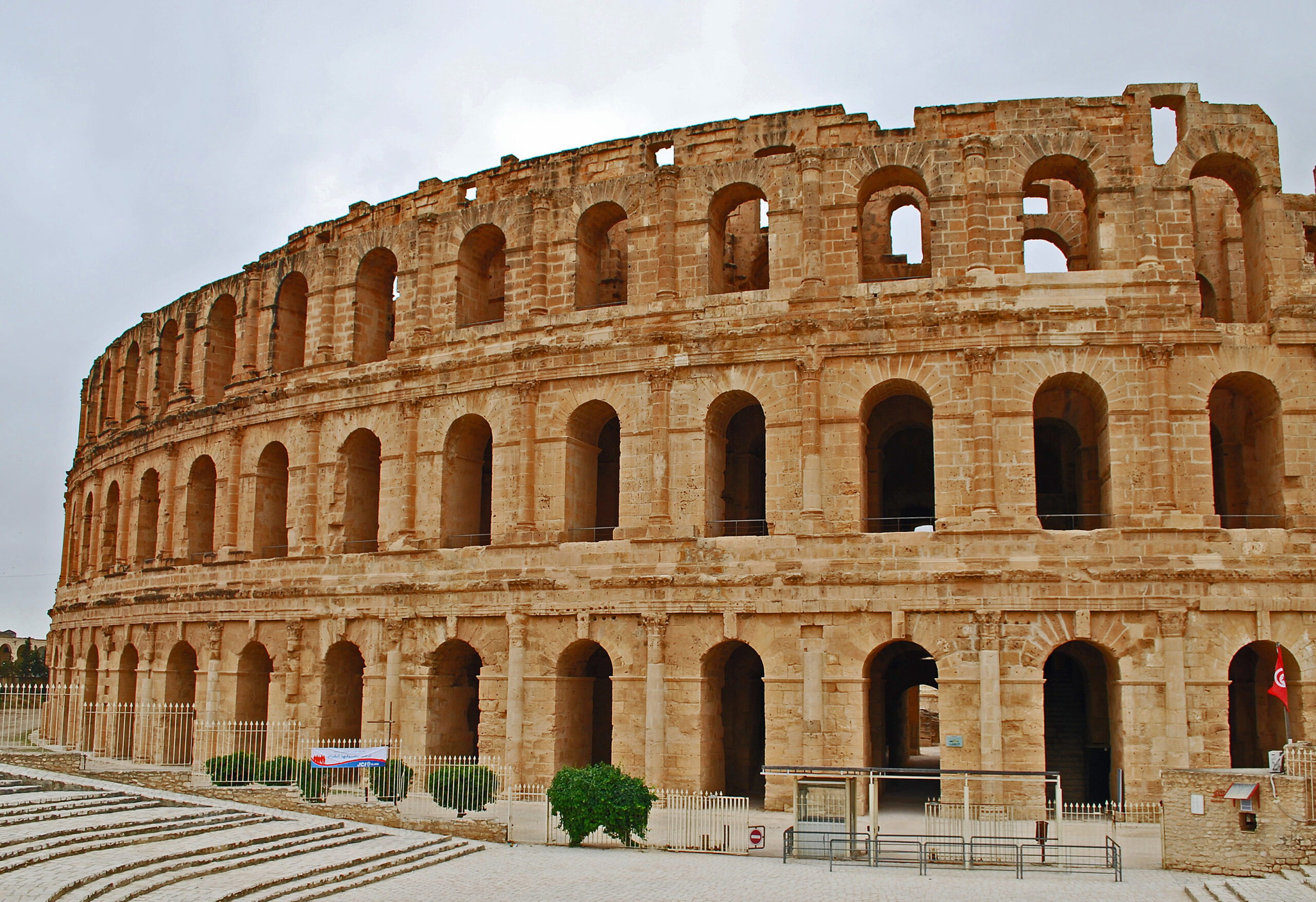 The amphitheater at El Djem (Thysdrus), Tunisia, one of the empire's largest, was declared a UNESCO World Heritage site in 1979. Constructed in the 3rd century C.E., 148 x 122 m (photo: Kirk k, CC BY-NC-ND 2.0)