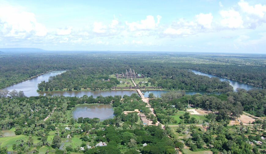 Aerial view, Angkor Wat, Siem Reap, Cambodia, 1116–50 (photo: shankar s., CC BY 2.0)