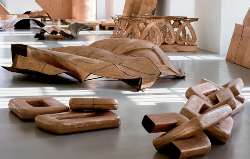 Danh Vo, <em>We the People</em>, 2011–14, copper (photo: courtesy Galerie Chantal Crousel, Paris) © Danh Vo