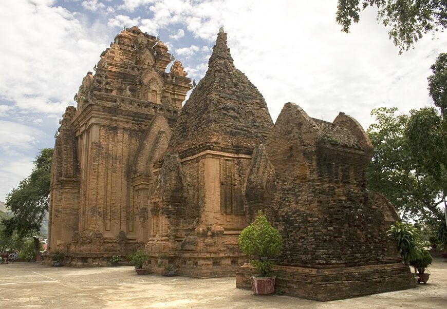 Po Nagar Temple, Nha Trang, Vietnam (photo: Petr & Bara Ruzicka, CC BY 2.0)