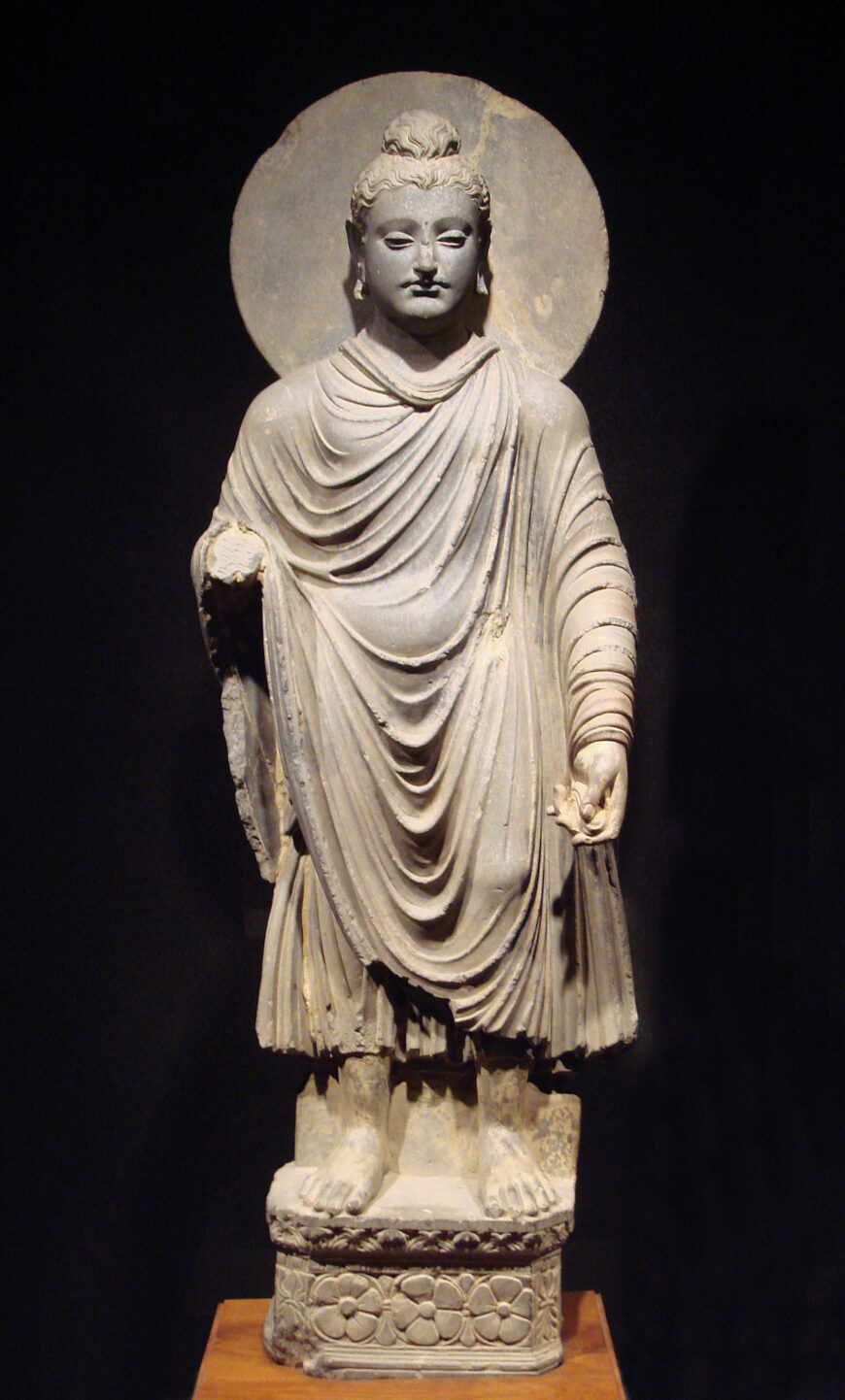 Buddha from Gandhara, c. 2nd–3rd century C.E., schist (Tokyo National Museum, photo: public domain)
