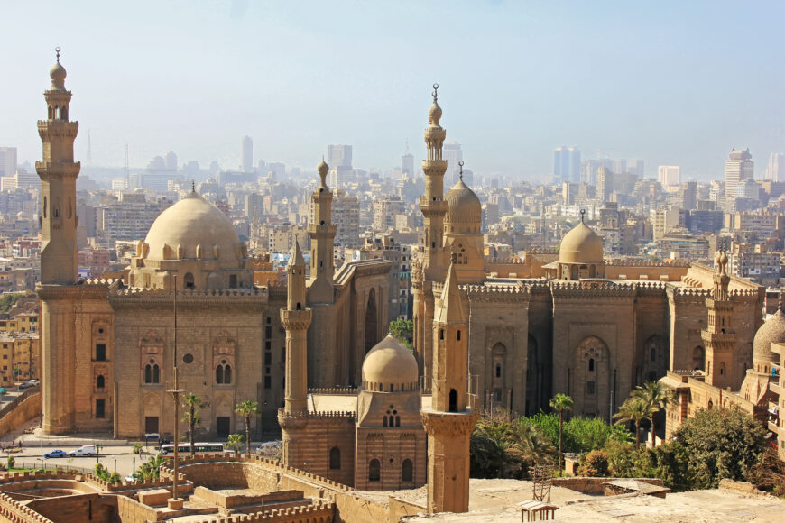 Mosque-Madrasa of Sultan Hassan and the al-Rifa'i Mosque, seen from the Citadel, Cairo (photo: Ahmed.magdy.88, CC BY-SA 4.0)