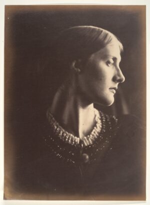 Julia Margaret Cameron, Mrs. Herbert Duckworth, 1867, albumen silver print from glass negative, 32.8 x 23.7 cm (The Metropolitan Museum of Art, New York)