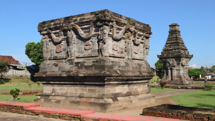 The Naga Temple at Penataran, 14th century, Java (photo: Panggah Ardiyansyah, CC BY-NC-SA 4.0)