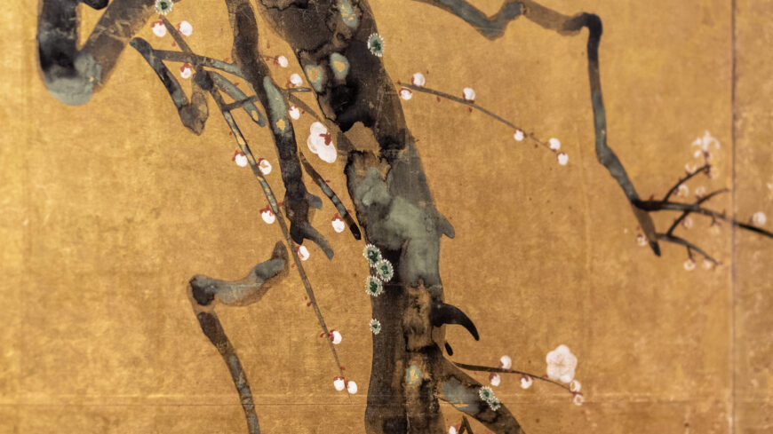 White blossoms (detail), Ogata Kōrin, Red and White Plum Blossoms, 18th century (Edo period), pair of two-fold screens, color and gold leaf on paper, 156 x 172.2 cm each (National Treasure; MOA Museum, Atami; photo: Steven Zucker, CC BY-NC-SA 2.0)