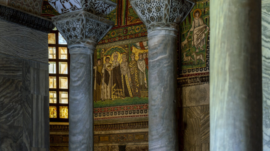 Empress Theodora mosaic, San Vitale, begun c. late 520s, consecrated 547, mosaics date between 546 and 556. The church was restored 1540s, 1900, 1904, and in the 1930s, Ravenna (photo: Steven Zucker, CC BY-NC-SA 2.0)