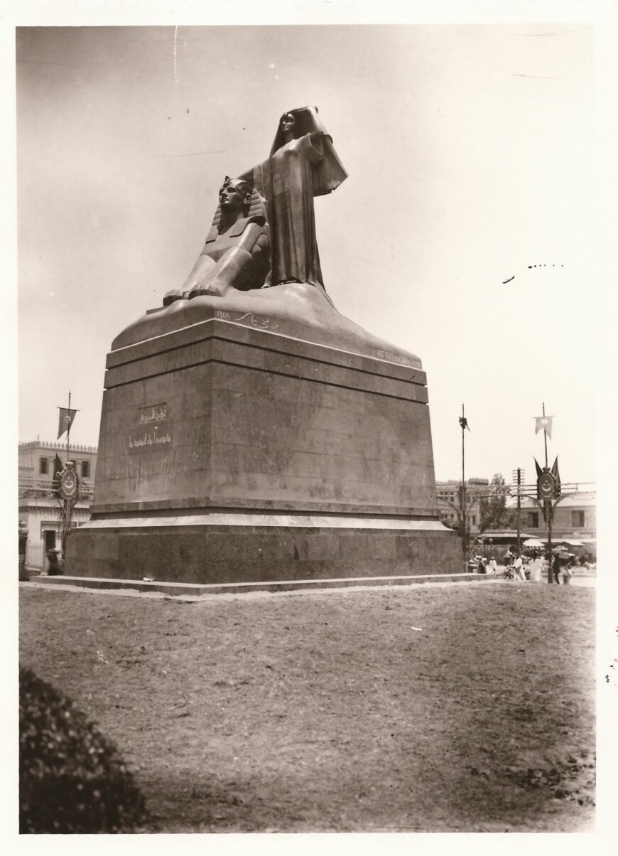 Mahmoud Moukhtar, Egypt’s Awakening in front of Cairo Railway Station (photo: Lehnert & Landrock, collection of the author)