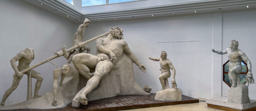 Blinding of Polyphemus reconstruction with casts and an original sculpture (the wineskin-bearer) at right, before 26 C.E. (Museo Archeologico Nazionale di Sperlonga; photo: Elizabeth Macaulay, CC BY-NC-SA 2.0)