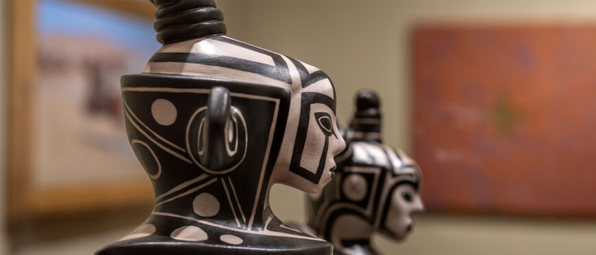 Virgil Ortiz, Cochiti Pueblo, Aeronauts: Steu, 2014, clay, slip, and wild spinach paint, 58.2 x 18/8 x 19/7 cm and Aeronauts: Cuda, 2014, clay, slip, and wild spinach paint, 51.1 x 15.9 x 16.8 cm (The Virginia Museum of Fine Arts, Richmond) © Virgil Ortiz