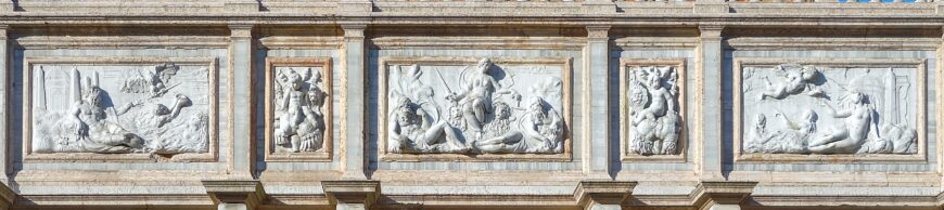 Jacopo Sansovino, relief sculptures of (left to right) Jupiter on Crete, Venice as Justice, Venus on Cyprus, framed by putti, Loggetta, Piazza San Marco, Venice, 1545, marble (photo: Steven Zucker, CC BY-NC-SA 4.0)