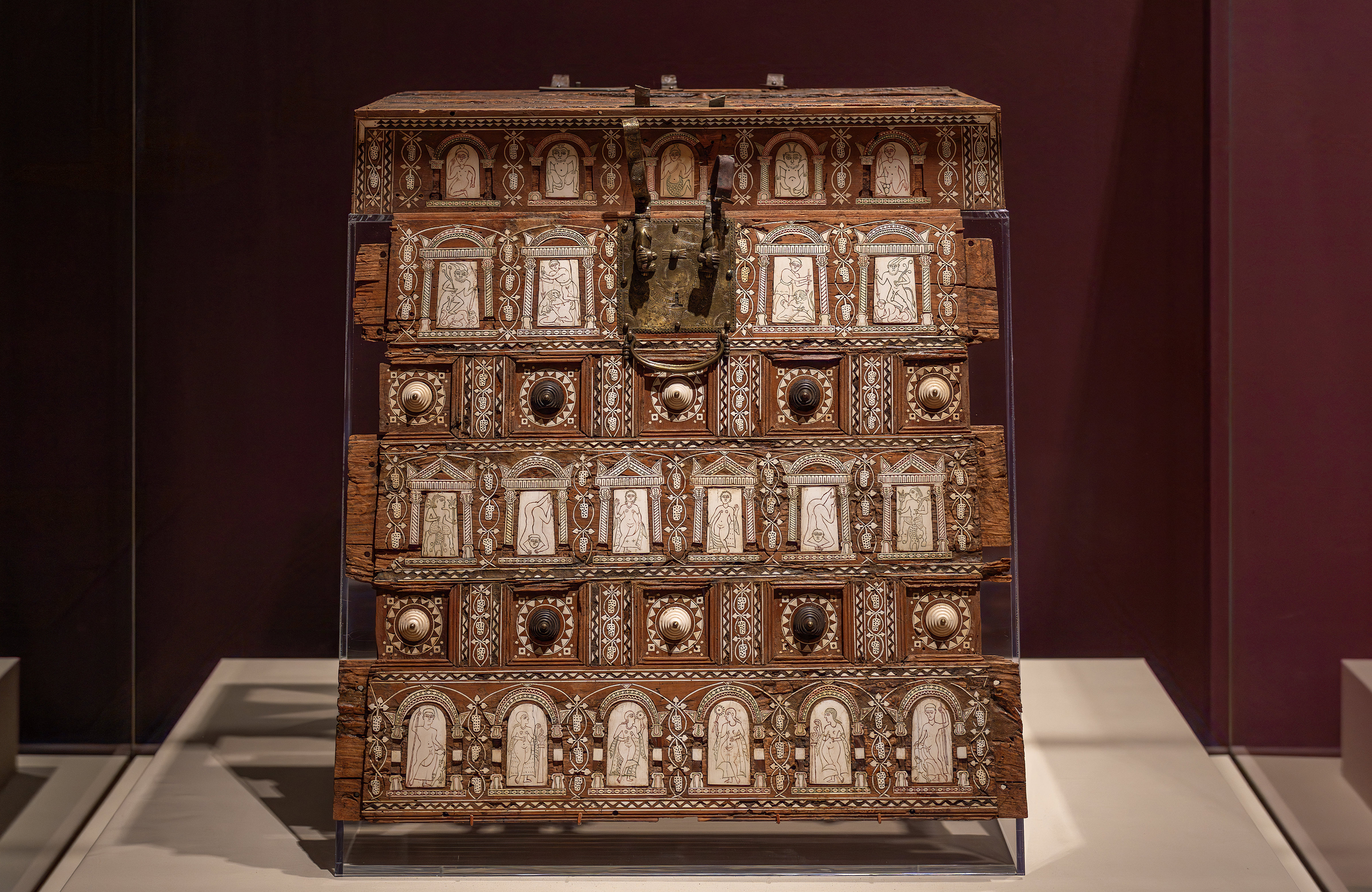A 5th-century Nubian chest: rethinking artistic centers in late antiquity